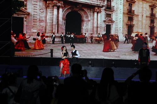 ����ı�硶���š�