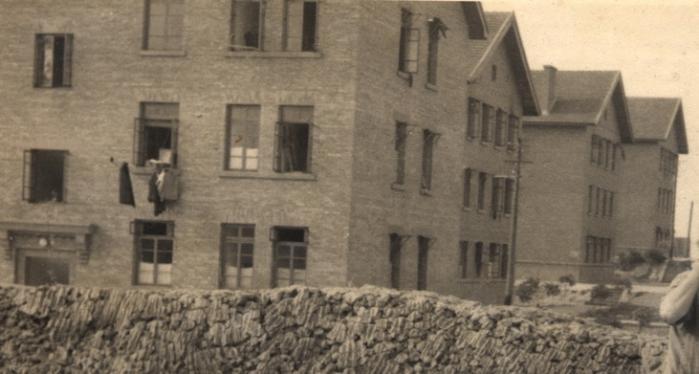 ��У���ڵ�ѧ������