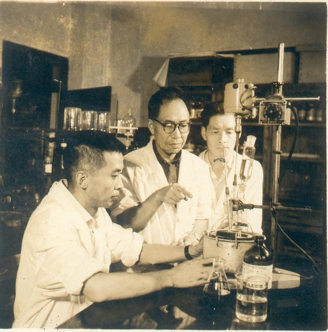 70�������